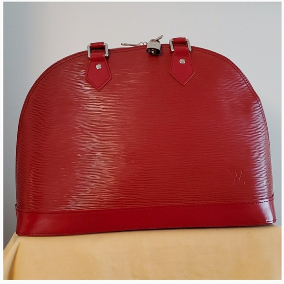 Louis Vuitton Epi Alma GM - Picture 9 of 16